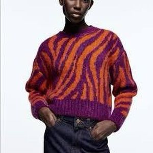 Zara orange and purple jacquard zebra print sweater 🧡
